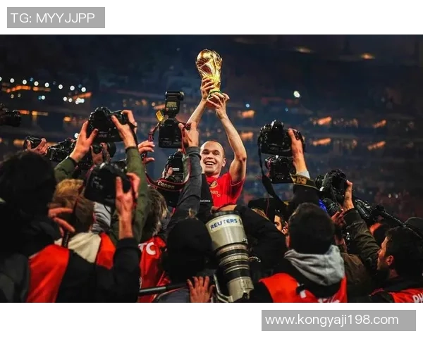 服役足球明星排名榜揭晓谁是退役后最具影响力的球员